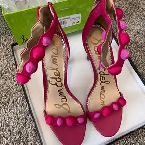 GUC pink heels